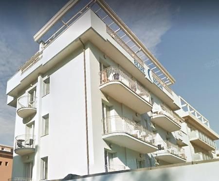 Hotel Blue Moon Rimini Dış mekan fotoğraf