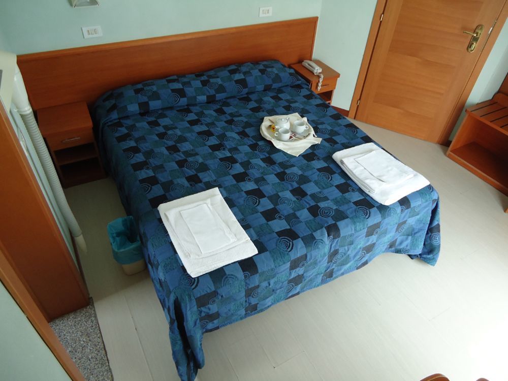Hotel Blue Moon Rimini Dış mekan fotoğraf